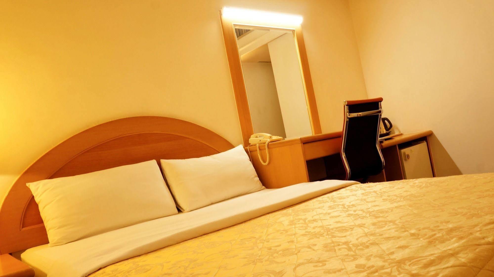 Oriental Hotel Tainan Exterior foto